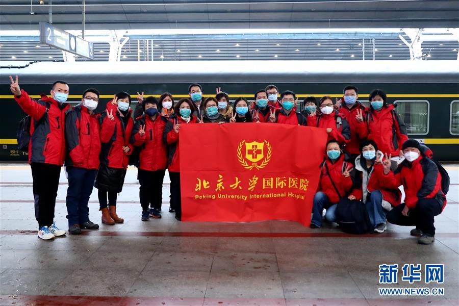（新華全媒頭條·圖文互動）（3）“始終把人民群眾生命安全和身體健康放在第一位”——中國抗疫彰顯“生命至上、人民至上”理念
