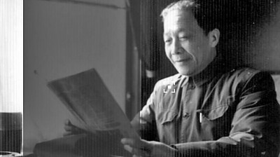 舍我其誰(shuí)報(bào)國(guó)志，碧血丹心愛(ài)國(guó)情